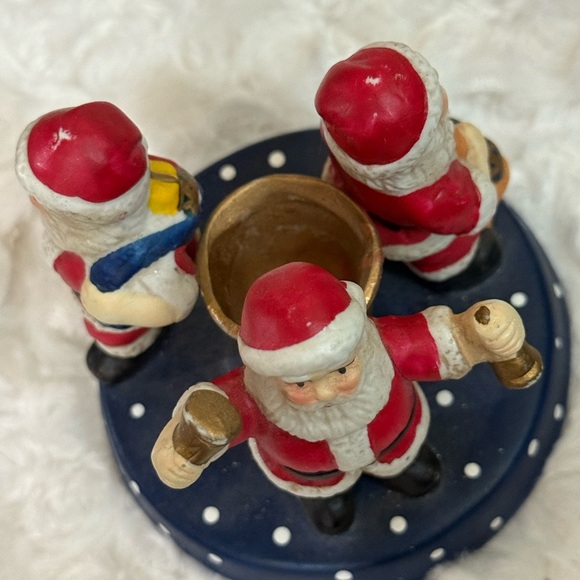 Festive Santa Claus Candle Holder - Picture 4 of 5
